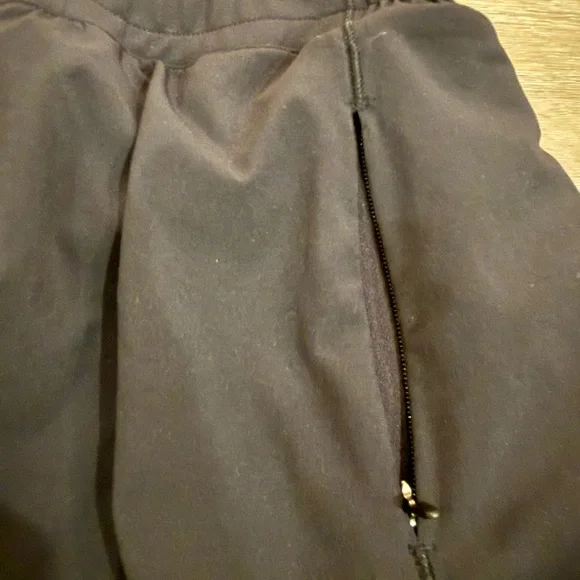 Lululemon Hotty Hot High-Rise Running Skirt Black Size 4 Built-In Liner - Picture 9 of 11